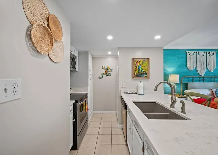 Apartment Cheapest On The Beach-oceanfront-heated Pool