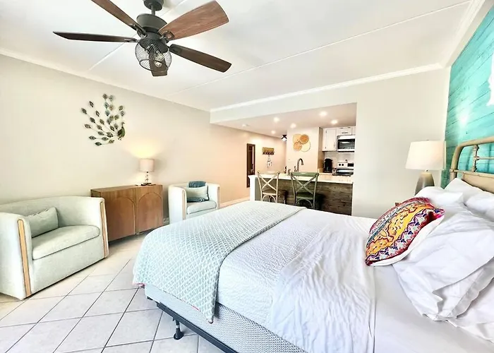 Cheapest On The Beach-oceanfront-heated Pool Apartment